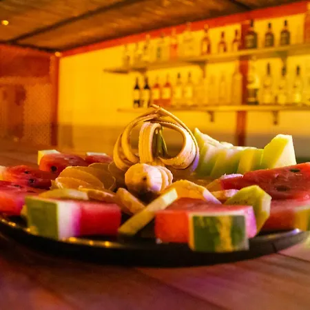 The Sandhill Restaurant * קמר