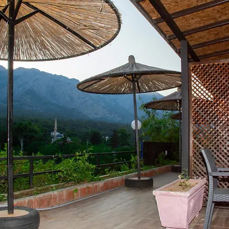 The Sandhill Restaurant *