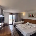 The Sandhill Restaurant Apartment *