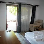 The Sandhill Restaurant Apartment