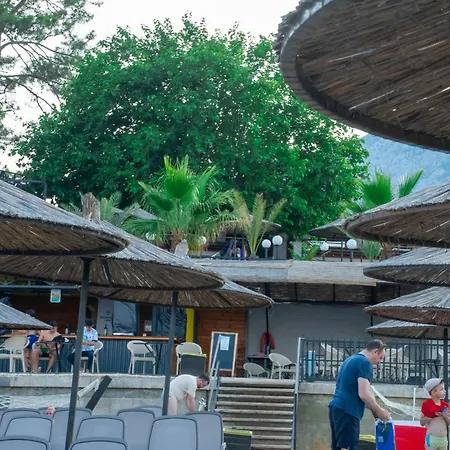 The Sandhill Restaurant * Κεμέρ